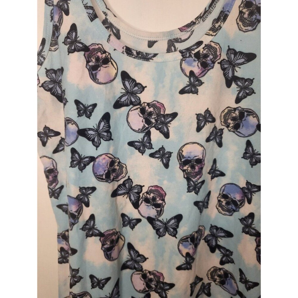 No Boundaries Juniors' scoop neck "Skull and Butterfly" Tank Top - Picture 3 of 8